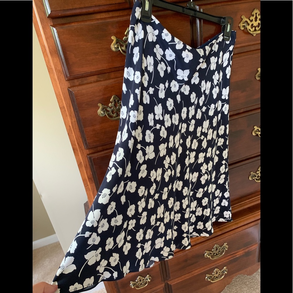 Lauren by Ralph Lauren skirt navy & white floral